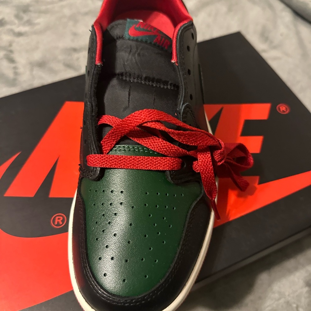 Nike Air Jordan 1 Retro Low OG Black Gorge Green Varsity Red